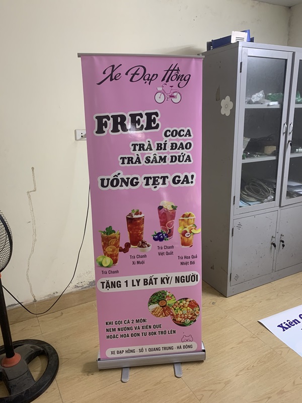 standee cuốn