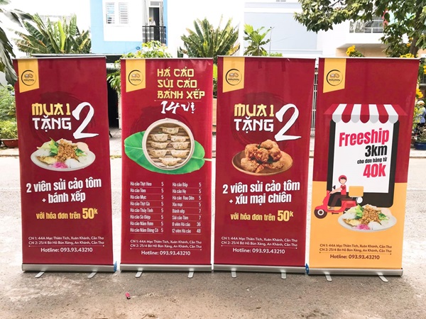 standee cuốn