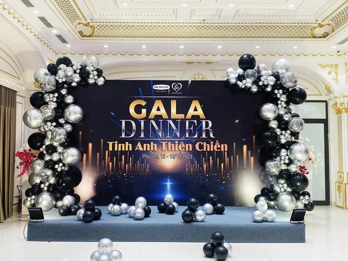 backdrop gala dinner